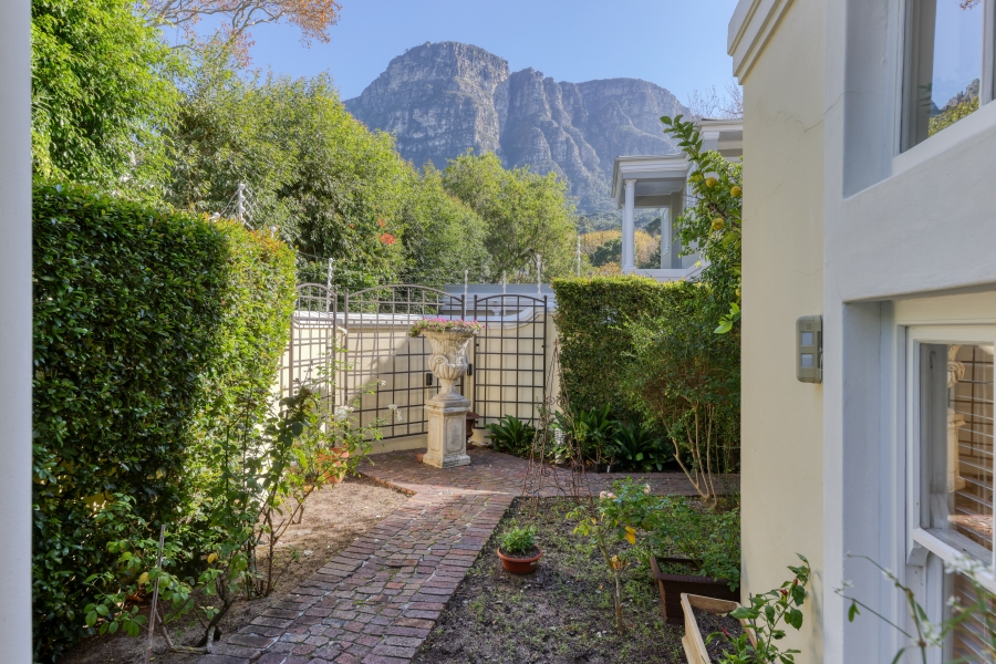 3 Bedroom Property for Sale in Newlands Western Cape